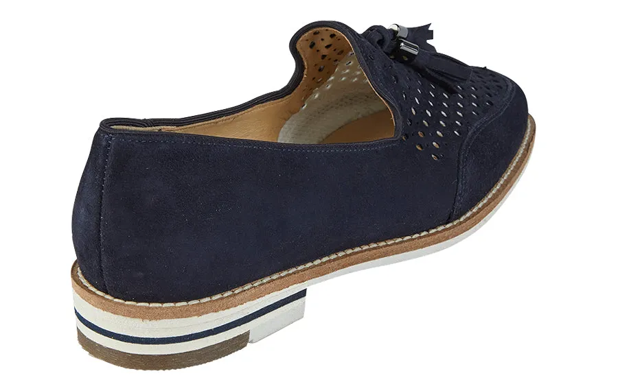 Ara Karin Navy