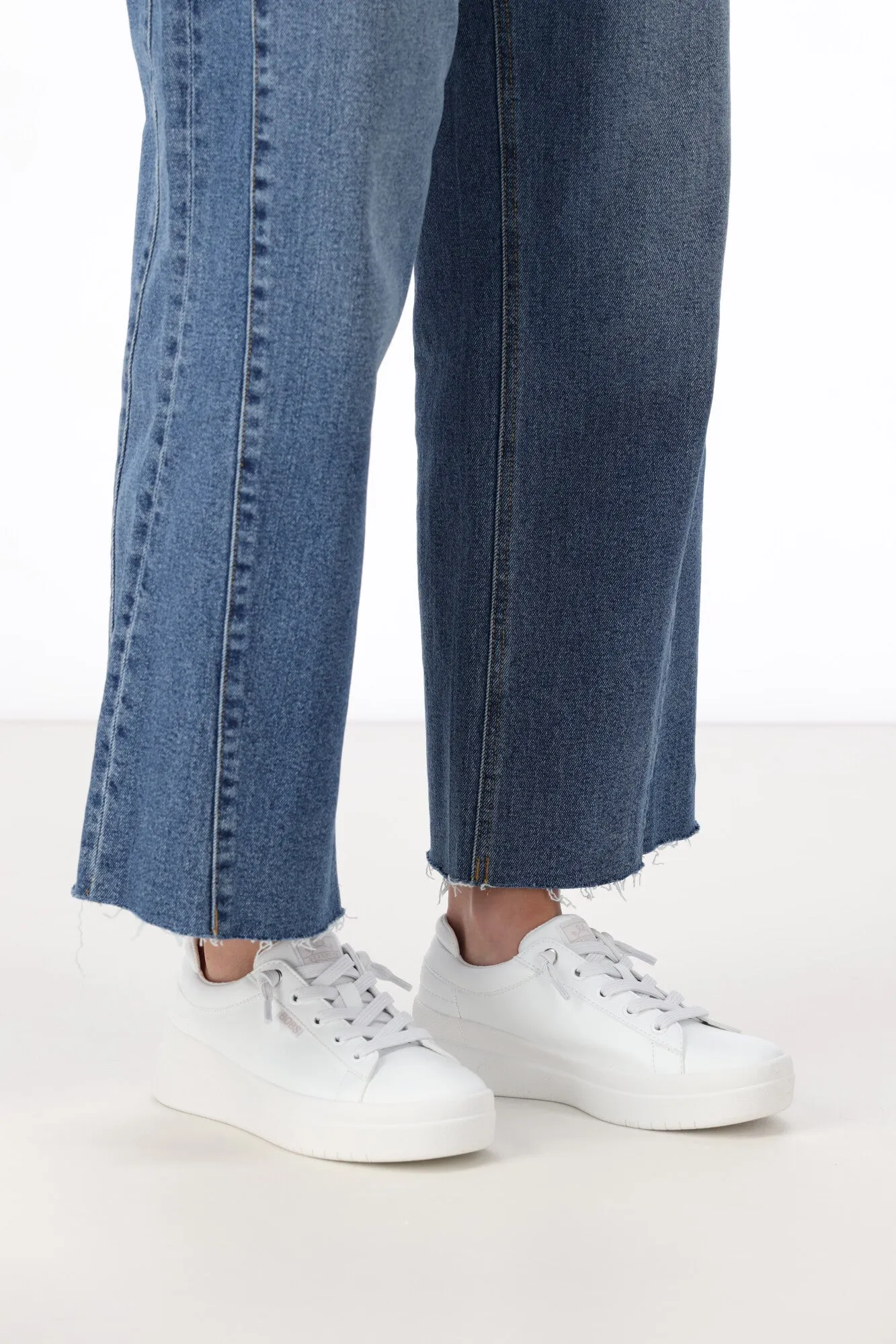 Bobs By Skechers D'vine Sky Main Step Sneaker White