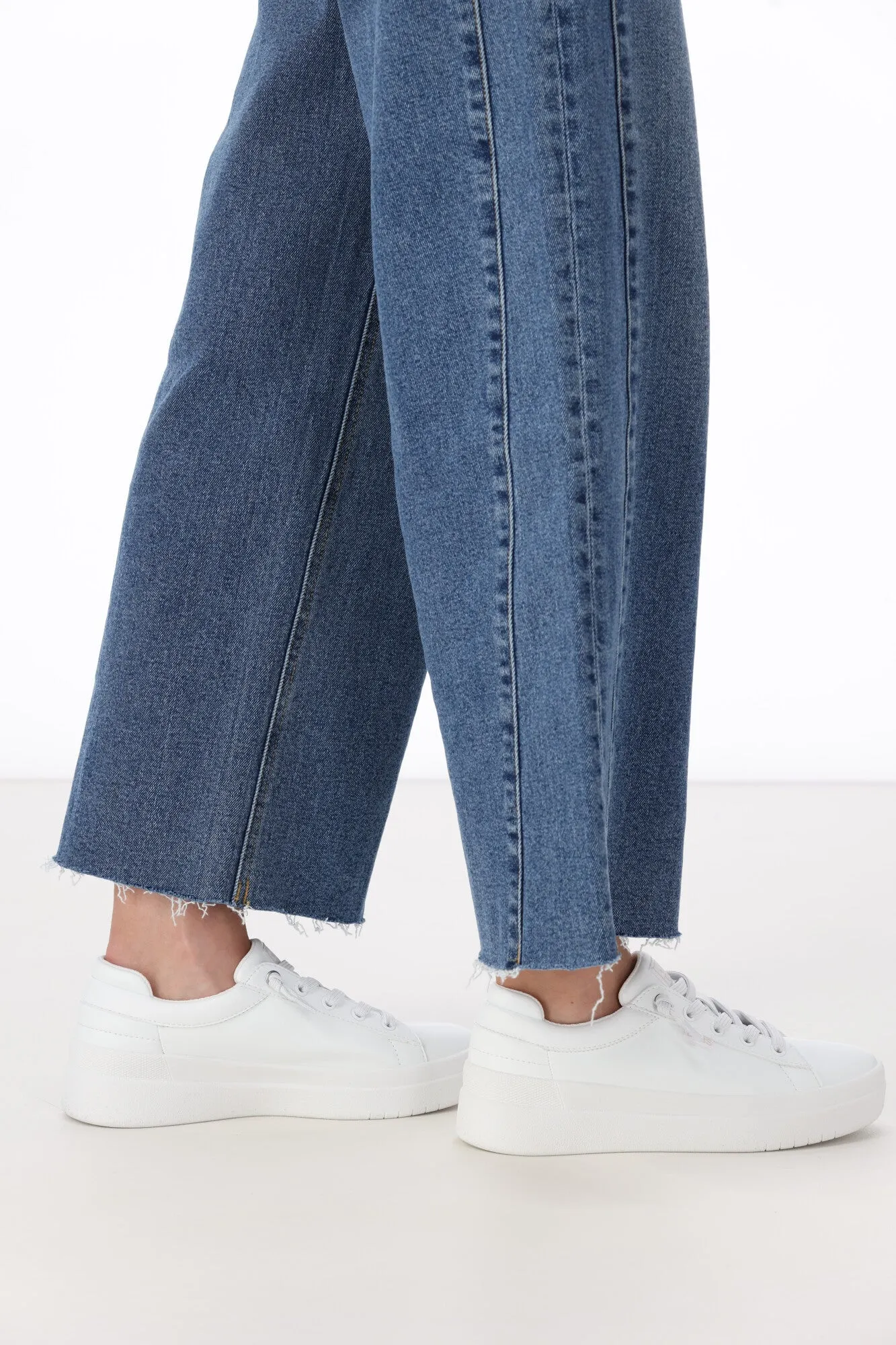 Bobs By Skechers D'vine Sky Main Step Sneaker White