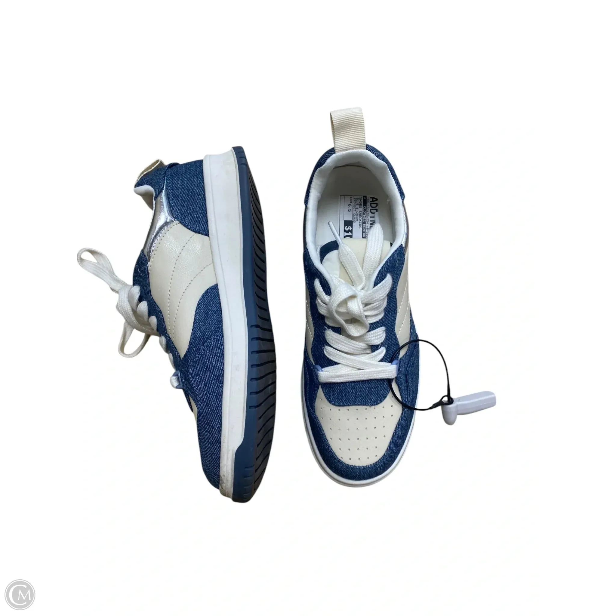 Shoes Sneakers By Clothes Mentor In Blue & Cream, Size: 6.5