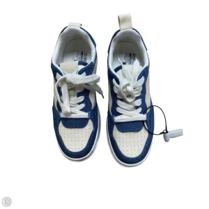 Shoes Sneakers By Clothes Mentor In Blue & Cream, Size: 6.5