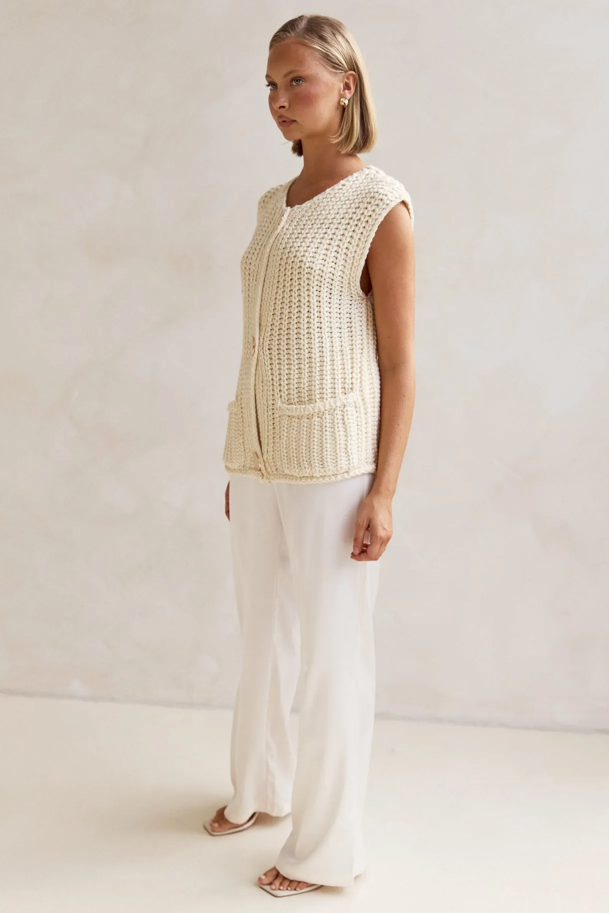 Zarlie Knit Vest (Cream)